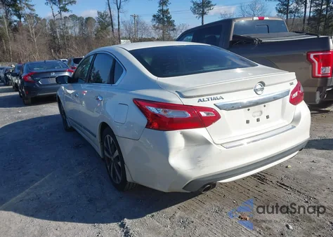 2016 Nissan Altima 2.5 Sr z USA, uszkodzony, nr VIN 1N4AL3AP3GC287793